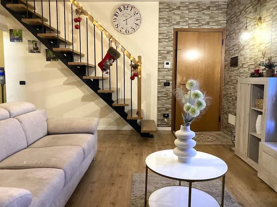 Residence Il Cascinale Peschiera del Garda 0*,  Italy